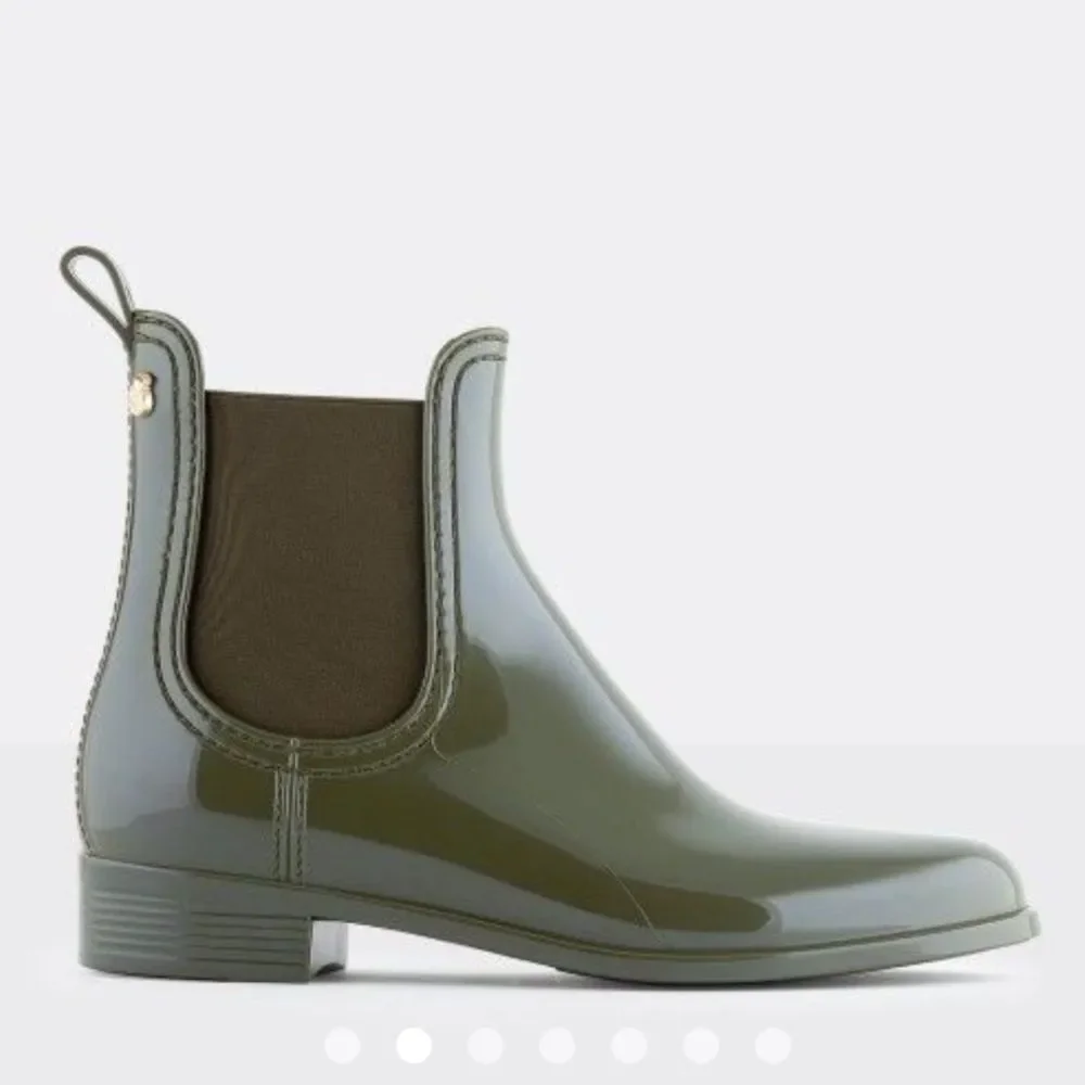 Lemon Jelly Women Army Green Olive slip on short rubber rain boots size 9/40 EUC